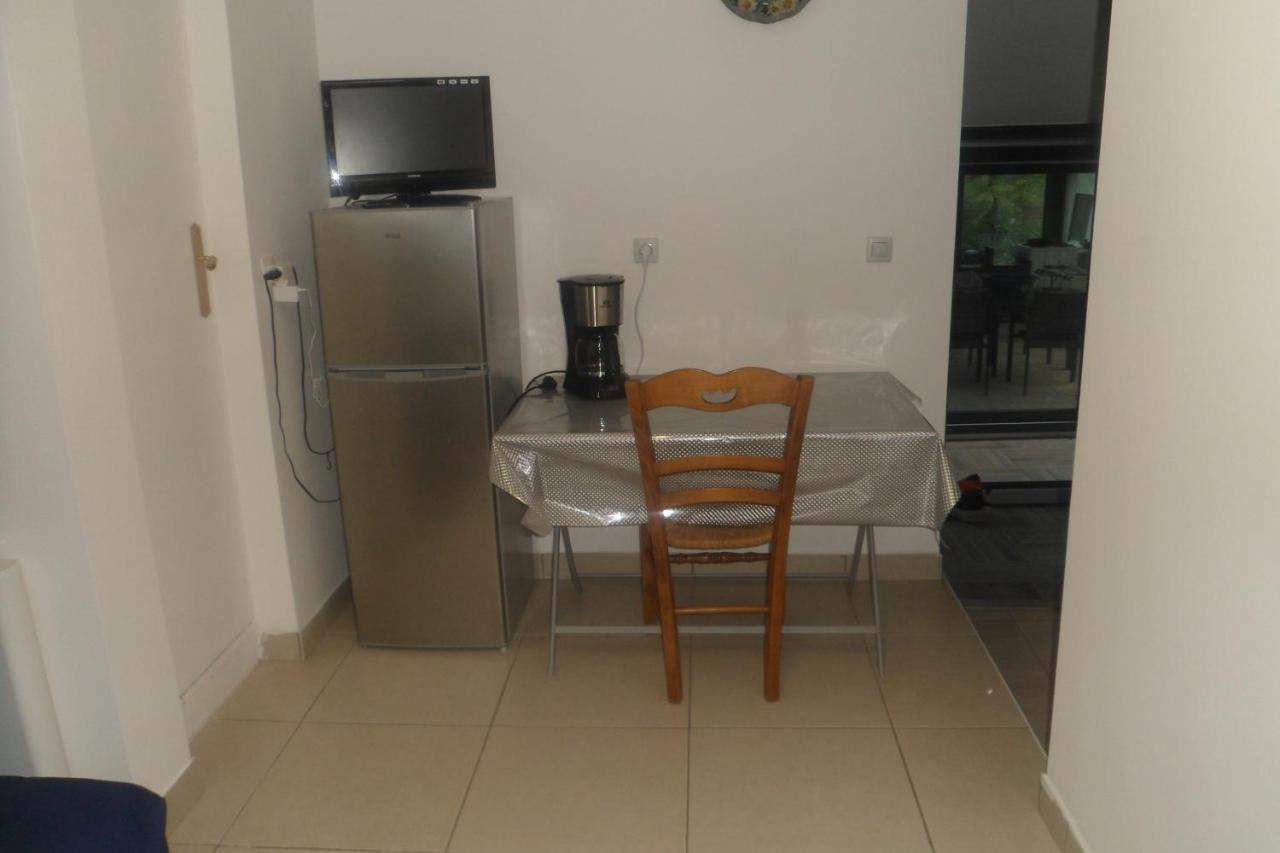 Ferienwohnung Siros Iron Exterior foto